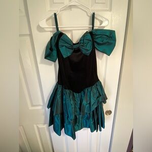 Vintage 80s taffeta prom/homecoming dress